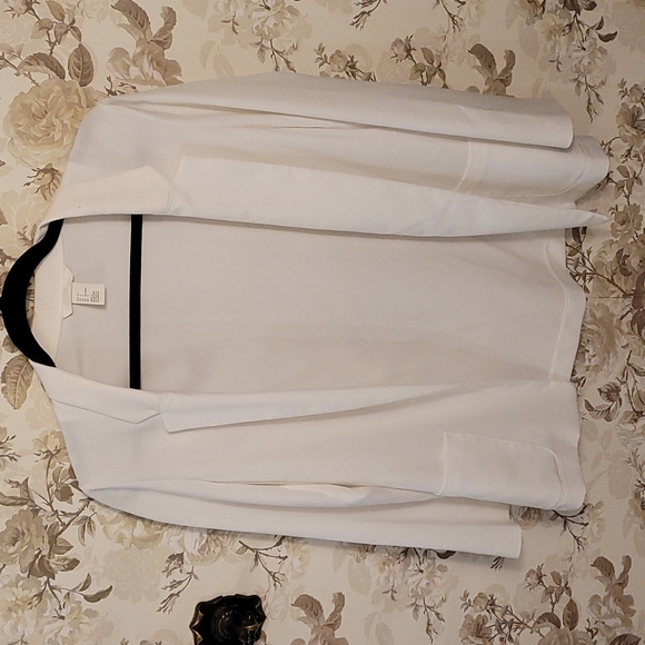 H&M white blazer - Picture 1 of 3
